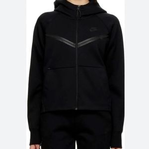 NIKE kids NWOT zip hoodie sz 5-6 yr